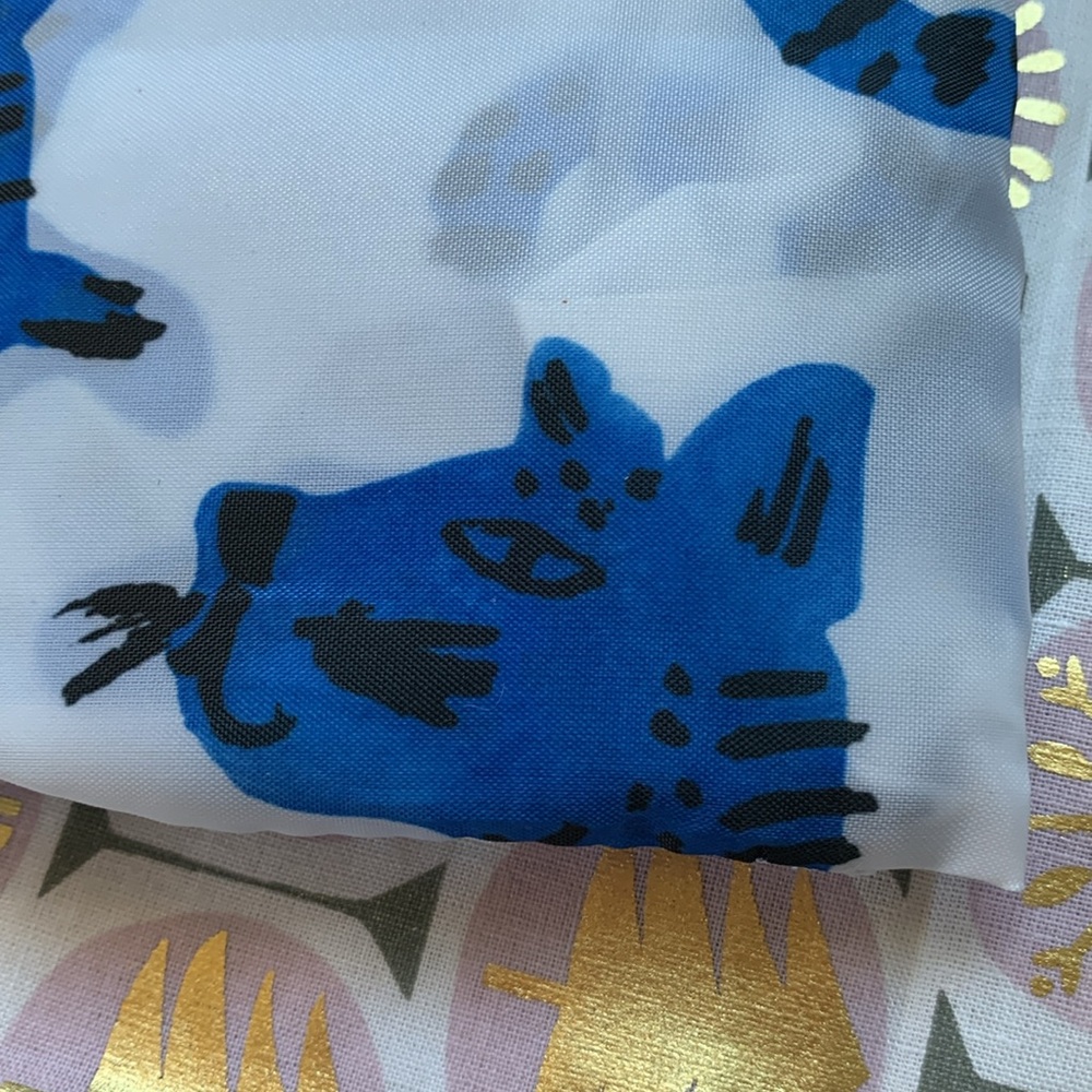 😸IKEA NWT SKYNKE Crazy Blue Cat reusable tote swirling blue felines Warhol-style - Picture 6 of 15
